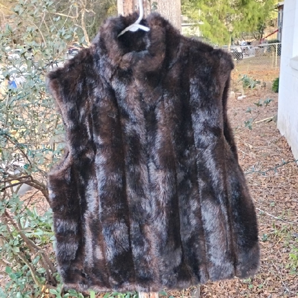 Faux Fur Vest in Rich Brown